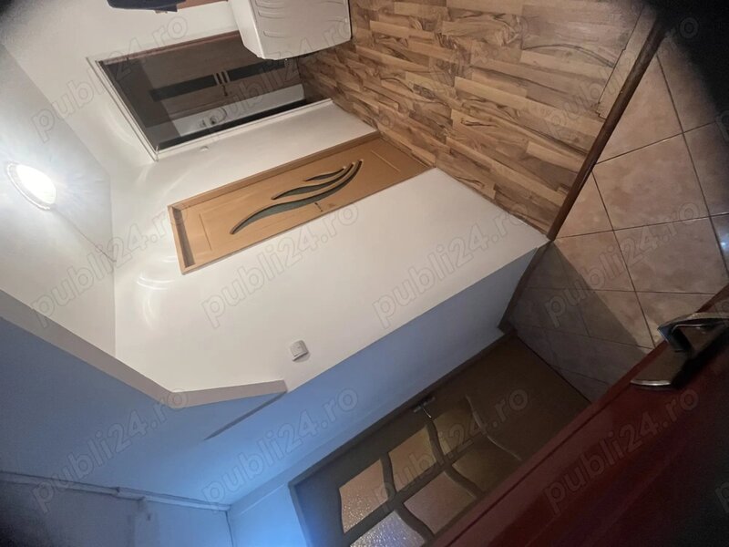 1 Decembrie 1918  aproape de metrou apartament 2 camere de inchiriat